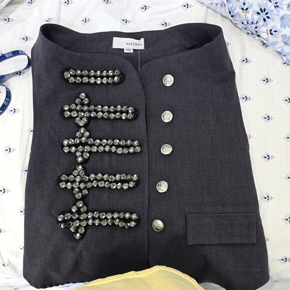 Vintage NWT Alythea Vest Jeweled Embellished Silver Button Gray Size SM Jeweled - Picture 4 of 12